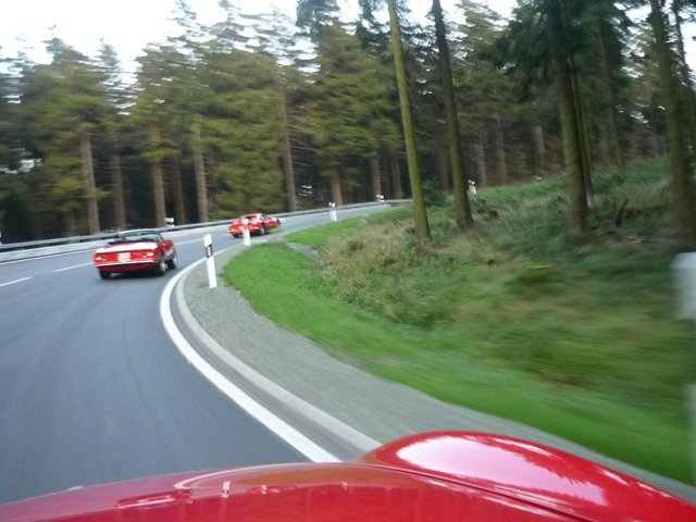 7. Kehre an der Westseite des Feldbergs, geht im 2. Gang voll ...  ;-)