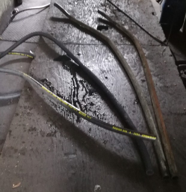 komplette Schläuche alt &amp; neu