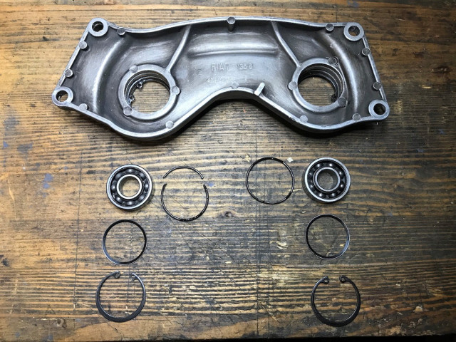 Zweite Lagerstelle Nockenwellenantrieb.jpg