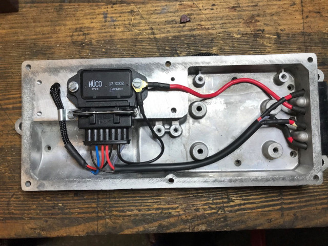 Neues Innenleben mit Zündmodul.jpg