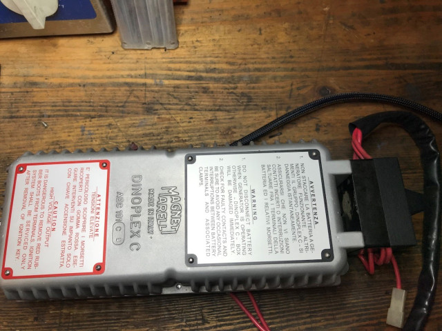 Neue Typenschilder.jpg