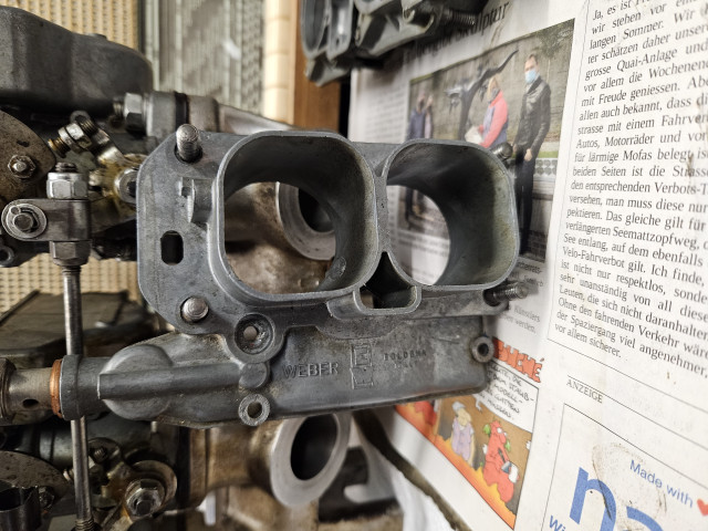Vergaserdeckel 2.jpg